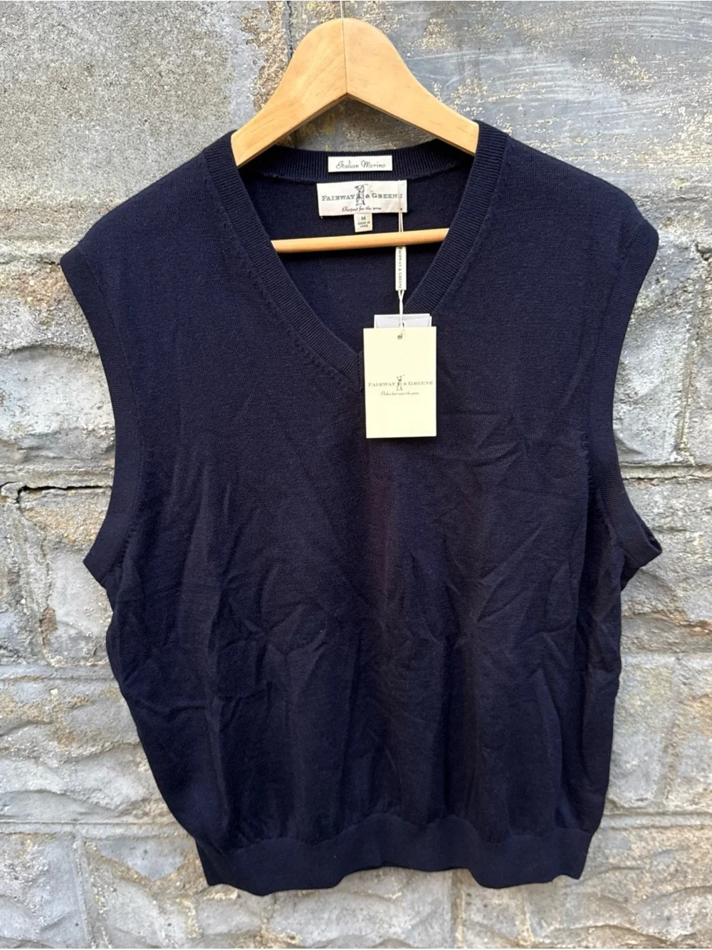 NWT Fairway & Greene Italian Merino Sweater Vest Men's Medium V Neck Golf